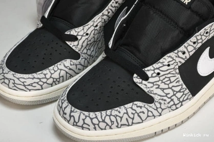 Black 1 Jordan Cement OG Retro Low 0724
